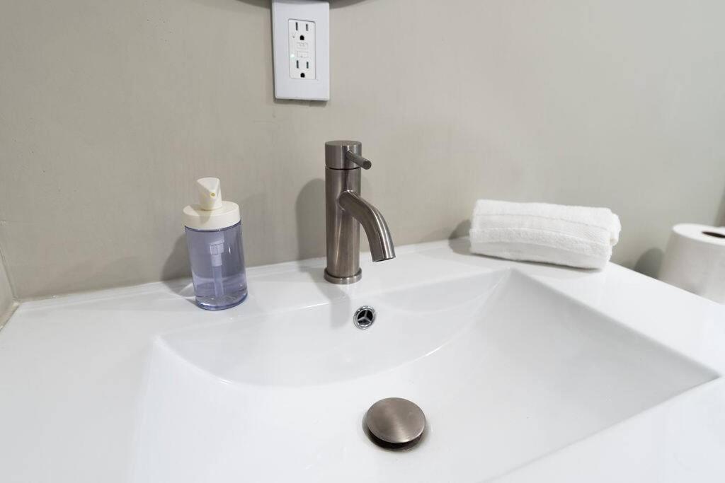 Elegant Miami Apartment East Little Havana / Free Parking المظهر الخارجي الصورة